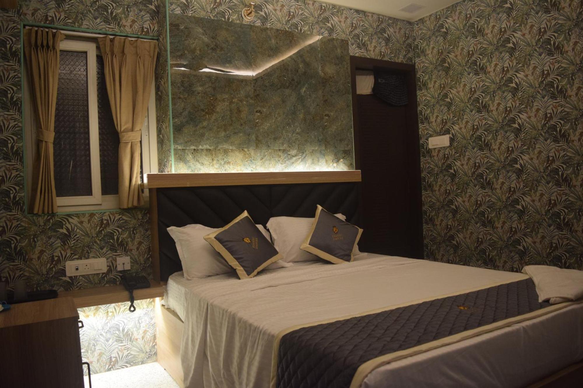 Esakki Empire Otel Chennai Dış mekan fotoğraf